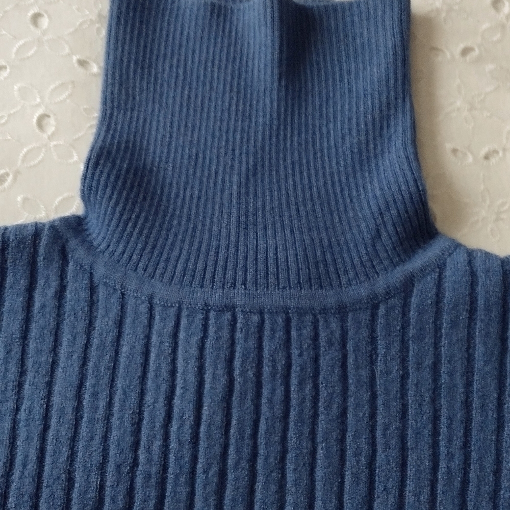 Worth Vintage Ribbed Knit Sweater Wool Silk Blue Long Sleeve Turtleneck S - Picture 4 of 6